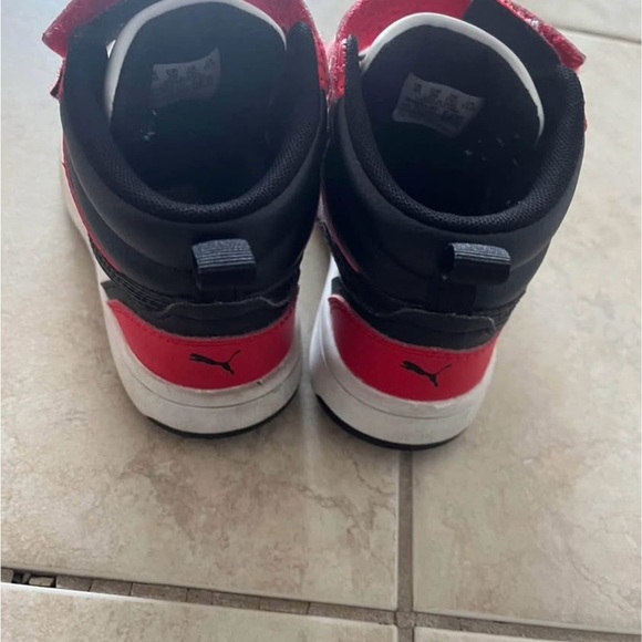 Puma Red and Black High-Top Sneakers Retro Style - Picture 3 of 3